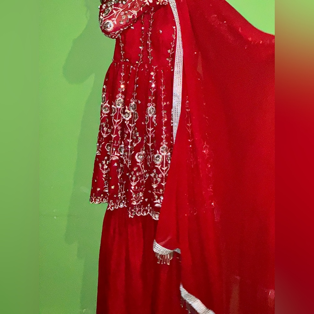 Umbrella dress 36 Size comes with everything - Picture 6 of 7